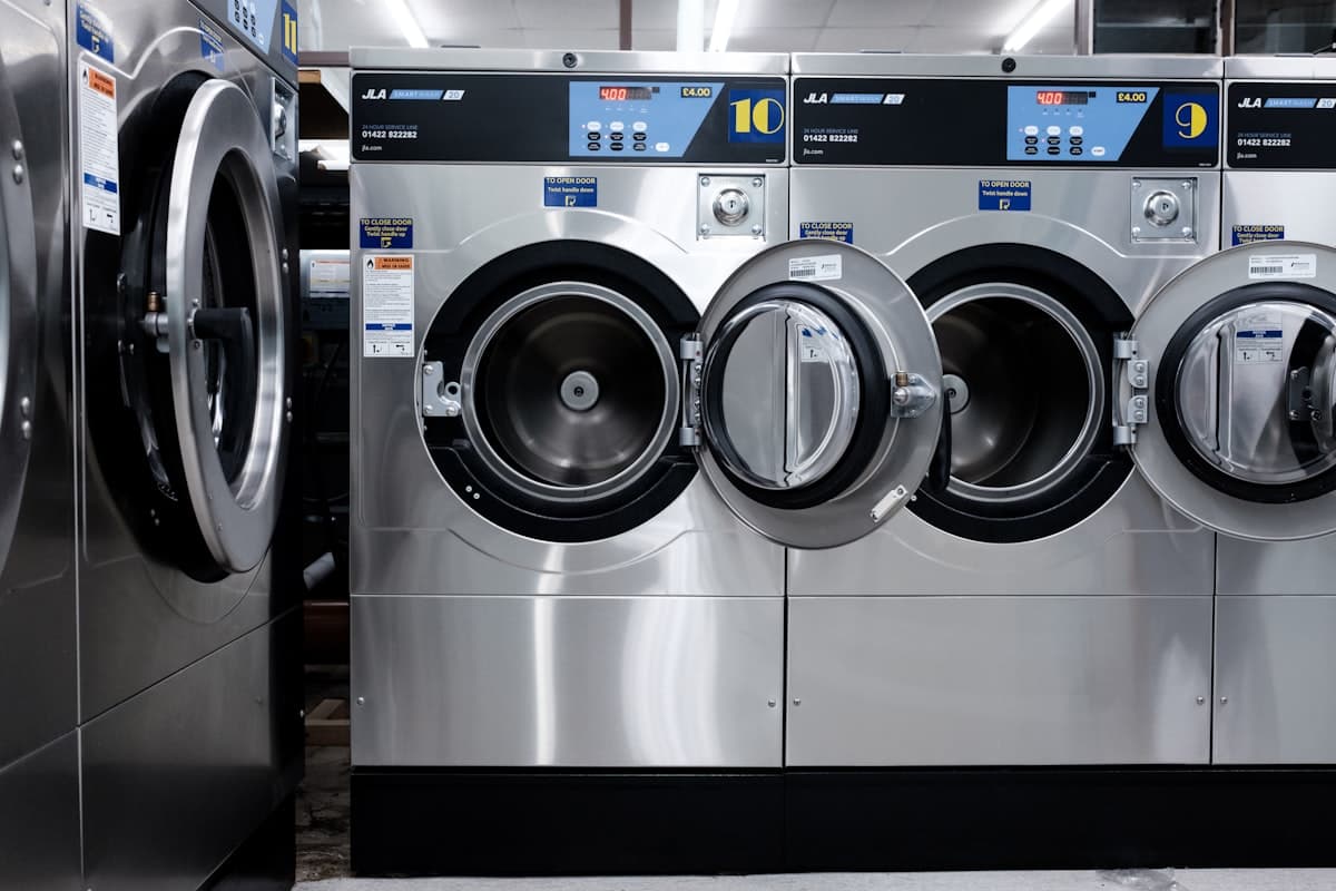 Laundry & Cuci Sepatu