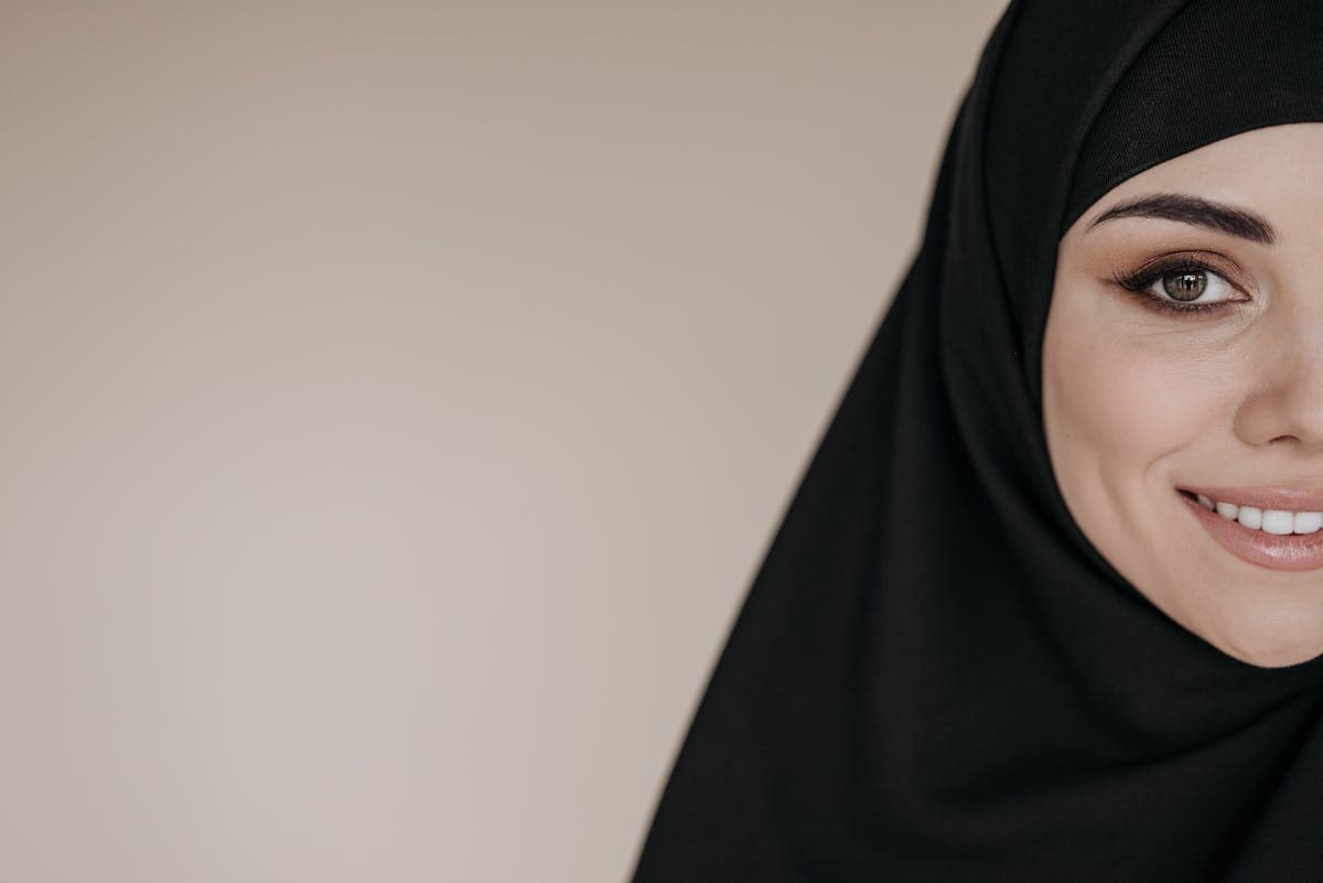 Bergo Instan Khimar — Hitam